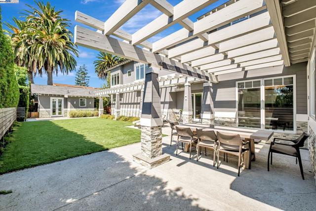 375 Hillview Dr, Fremont CA: https://media.crmls.org/mediaz/c77ae5b3-bca8-4b89-ab37-30de867df3cc.jpg