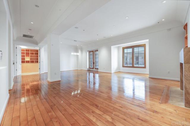 Detail Gallery Image 4 of 31 For 464 Prospect St #610,  La Jolla,  CA 92037 - 1 Beds | 1/1 Baths