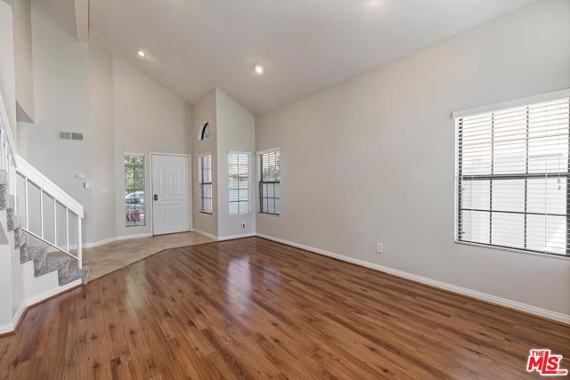26816 Cactus Trail, Agoura Hills CA: https://media.crmls.org/mediaz/c77c6c8c-c5b2-444f-b73b-addb159daee0.jpg