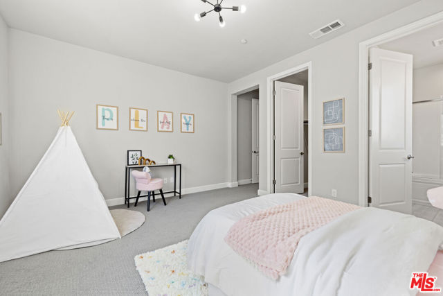 24220 Sterling Ranch Road, West Hills CA: https://media.crmls.org/mediaz/c77d5a56-7f93-42c2-86c2-ba31f992b9d1.jpg