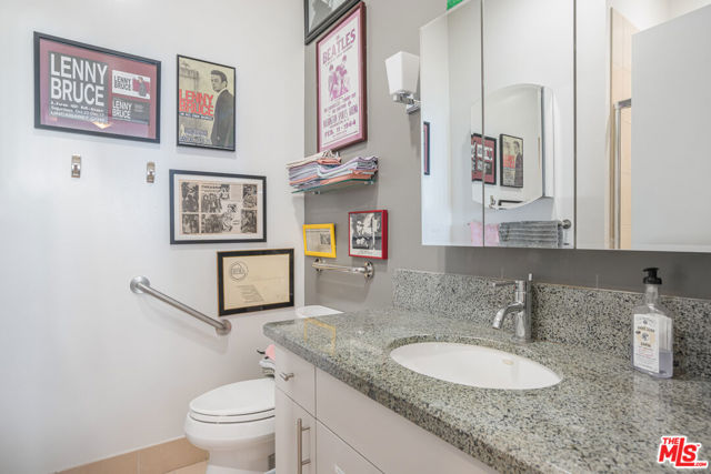 3810 Wilshire Boulevard, Los Angeles CA: https://media.crmls.org/mediaz/c77d5ea7-a41d-4813-a286-1f2c5700b385.jpg