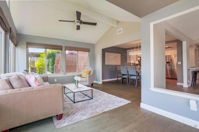 1315 Camino Linda Dr, San Marcos CA: https://media.crmls.org/mediaz/c77e12b3-dc5e-4b45-bc75-15348445aed2.jpg