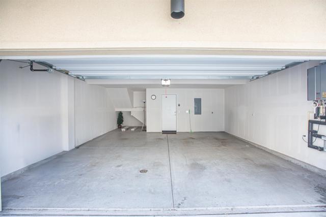 5211 Beachfront Cove, San Diego CA: https://media.crmls.org/mediaz/c77e5f7f-ee13-4b3e-8ac9-8db5f3ee6848.jpg
