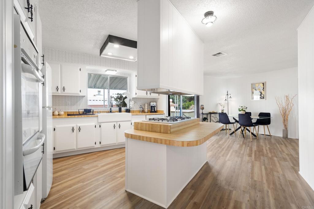 155 Las Flores Drive - photo 8
