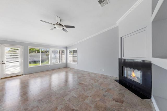 47970 Via Jardin, La Quinta CA: https://media.crmls.org/mediaz/c77e94e9-f2ad-449d-9efb-56d91cda1eac.jpg