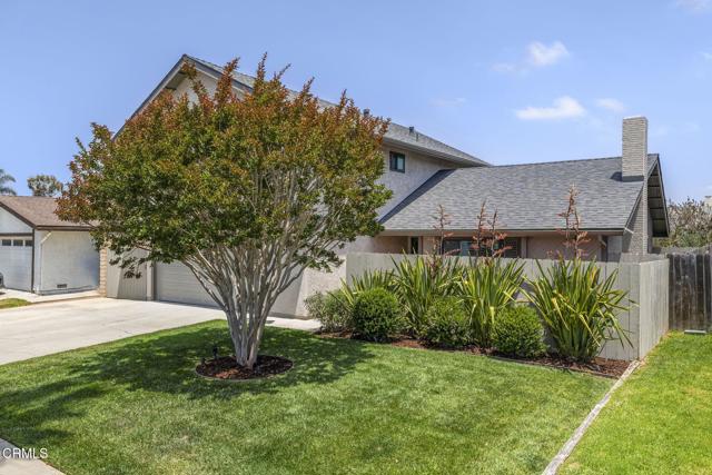 3051 Ketch Place, Oxnard CA: https://media.crmls.org/mediaz/c77edadd-62fb-4f10-9d50-b4c72ad986e1.jpg