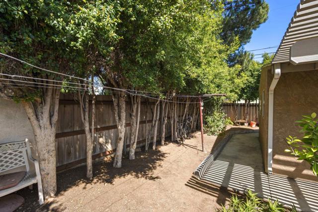 3527 Mississippi St, San Diego CA: https://media.crmls.org/mediaz/c77f485a-f770-4f50-83ed-c446d46dfb9f.jpg