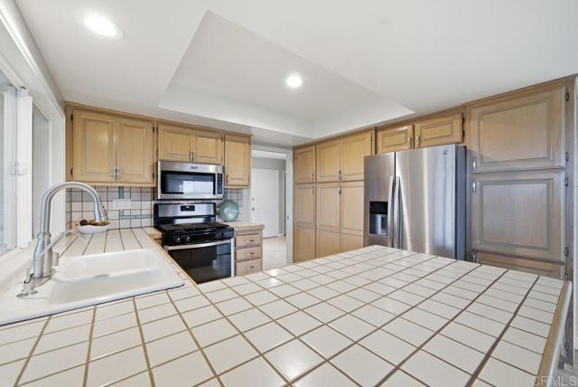 Detail Gallery Image 20 of 34 For 3808 Vista Campana #29,  Oceanside,  CA 92057 - 2 Beds | 2 Baths