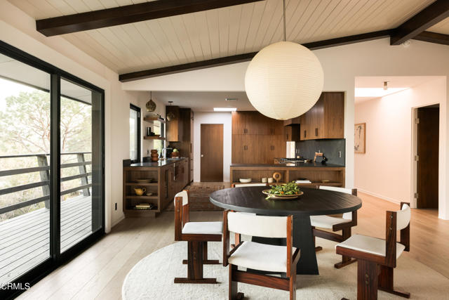 945 Linda Vista Avenue, Pasadena CA: https://media.crmls.org/mediaz/c78129bb-2dd3-416d-a04c-019515b9b6b4.jpg