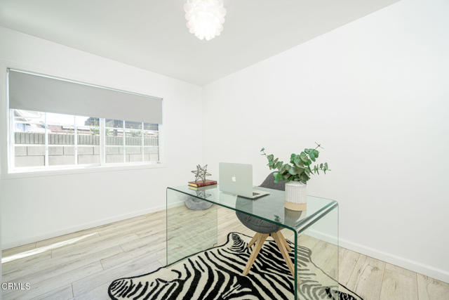 Detail Gallery Image 12 of 18 For 11118 Califa St, North Hollywood,  CA 91601 - 3 Beds | 2 Baths