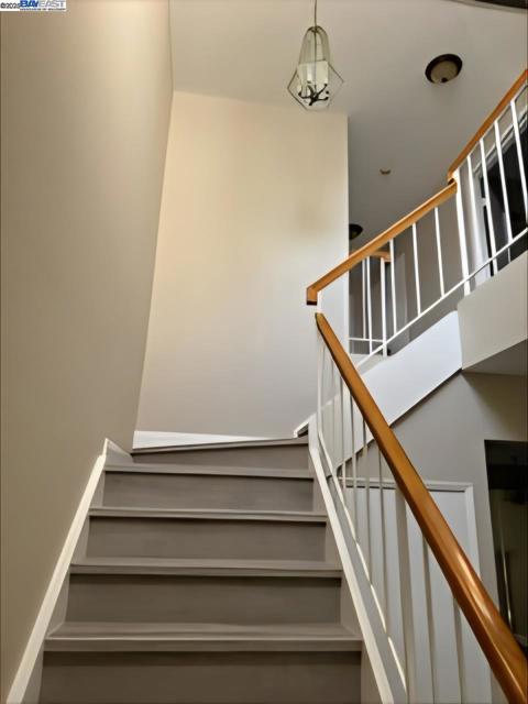 6221 Potrero Dr, Newark CA: https://media.crmls.org/mediaz/c782393d-d538-4c8c-bd74-c87d16274418.jpg