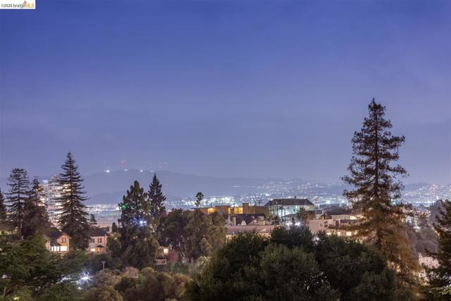 Image 46 of 58 For 685 Calmar Ave