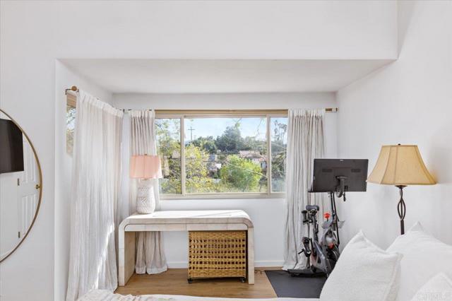 Detail Gallery Image 19 of 33 For 1113 Wren, Escondido,  CA 92026 - 2 Beds | 2/1 Baths