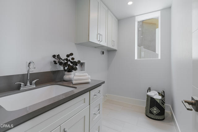 3870 W Point Drive, Los Angeles CA: https://media.crmls.org/mediaz/c7831866-c72f-4bb8-a3dd-b6689f56be6c.jpg