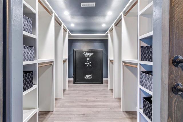 570 Casanova Avenue, Monterey CA: https://media.crmls.org/mediaz/c78392cb-d9f8-420e-976f-4ab09c65c739.jpg