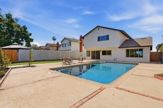 Detail Gallery Image 26 of 42 For 13879 Paseo Cardiel, San Diego,  CA 92129 - 4 Beds | 2/1 Baths