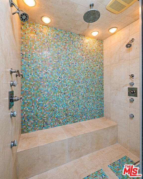 1415 Summitridge Drive, Beverly Hills CA: https://media.crmls.org/mediaz/c785c501-7aed-41c4-9f7a-a46692a04df0.jpg