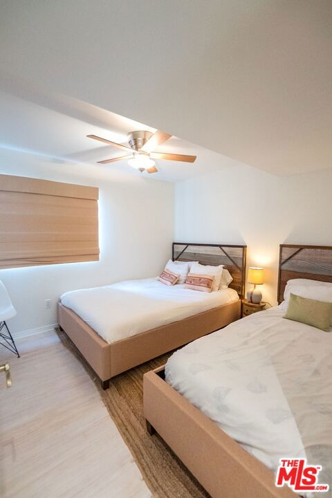 120 Galleon Street, Marina del Rey CA: https://media.crmls.org/mediaz/c785f195-d82c-4823-99df-b35c33cfdd6e.jpg