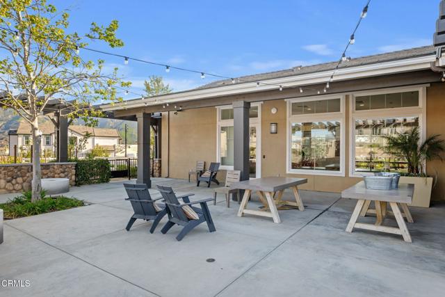 1926 S Pump House Lane, Santa Paula CA: https://media.crmls.org/mediaz/c786e3ff-01b8-43e5-afd8-cdc55d790f16.jpg