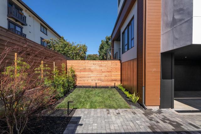 782 Elm Street, San Carlos CA: https://media.crmls.org/mediaz/c7875498-d971-441f-8fc8-35491fd83f1d.jpg