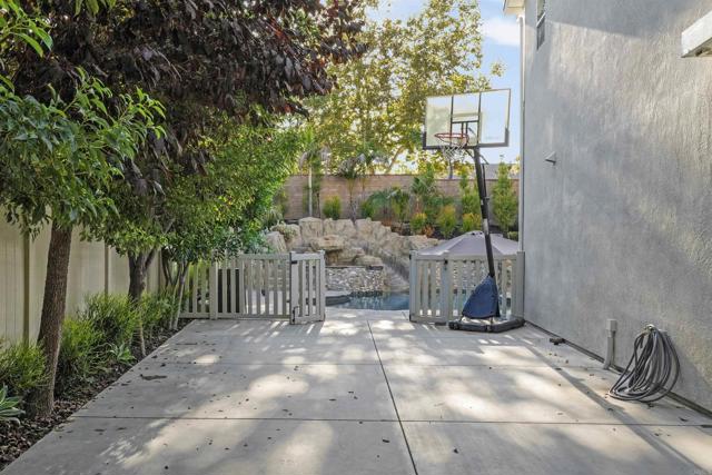 Detail Gallery Image 64 of 72 For 25351 Forest St, Corona,  CA 92883 - 5 Beds | 5 Baths