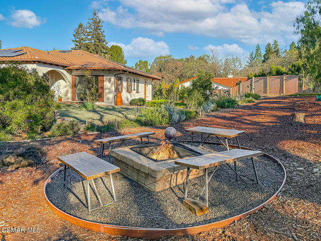 4255 Saddlecrest Lane, Westlake Village CA: https://media.crmls.org/mediaz/c78873f5-dee4-4277-b28d-bd91507f0724.jpg