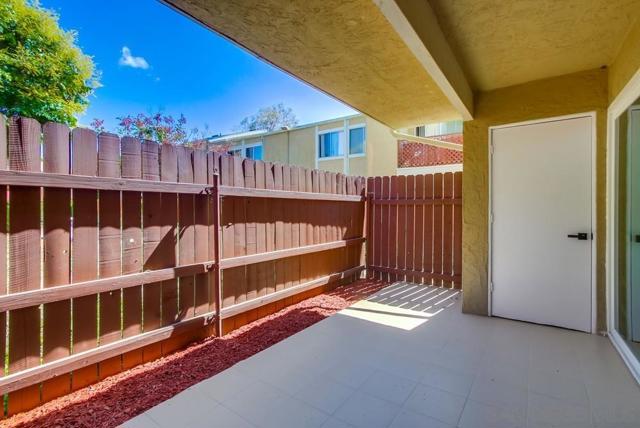 475 N N Midway Dr, Escondido CA: https://media.crmls.org/mediaz/c78895b9-7b12-4da2-9898-5bc5e1c96701.jpg