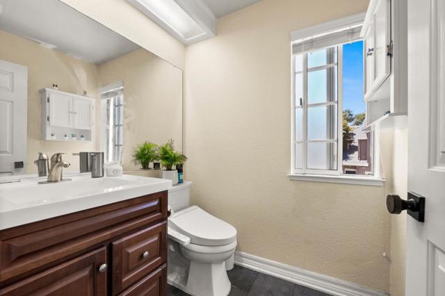 24632 Diamond Ridge Drive, Hayward CA: https://media.crmls.org/mediaz/c788ef28-52ce-4f72-8dfb-71a60e8cb1db.jpg