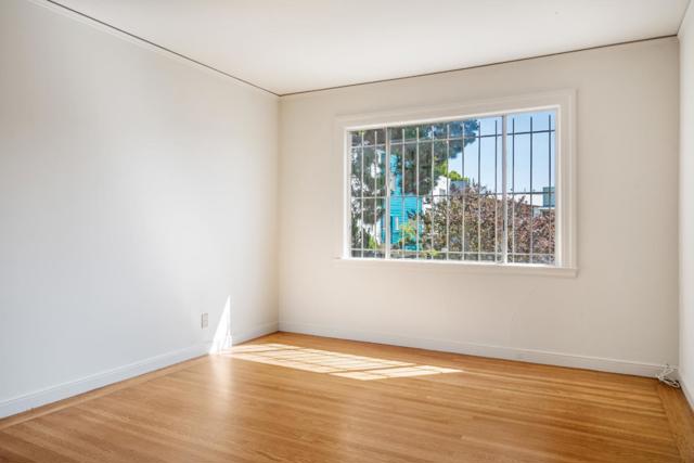 1615 La Salle Avenue, San Francisco CA: https://media.crmls.org/mediaz/c78910a3-e173-4784-a15f-d410b3f3d165.jpg