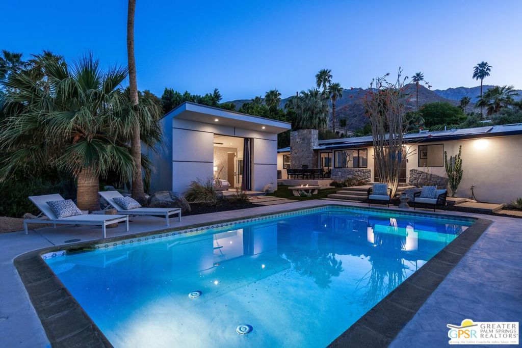 623 W Chino Canyon Road, Palm Springs, CA 92262