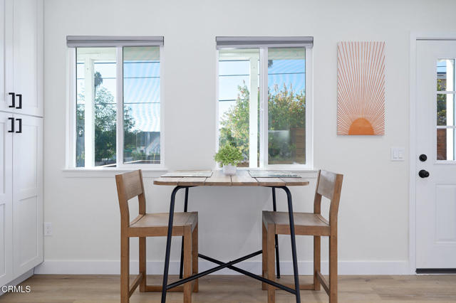 Detail Gallery Image 15 of 28 For 97 Everett St #B,  Moorpark,  CA 93021 - 1 Beds | 1 Baths