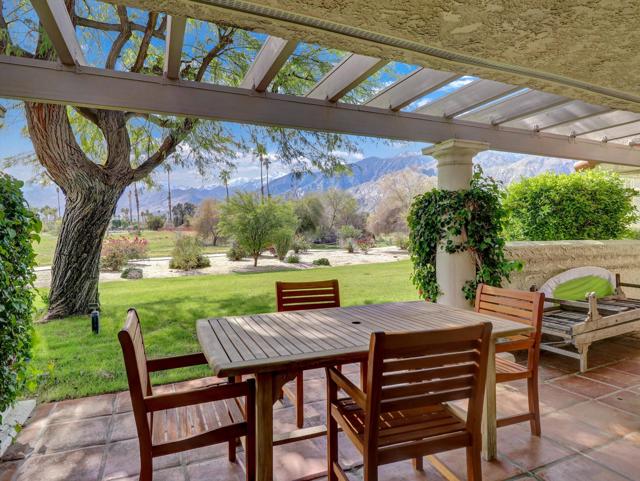 2001 E Camino Parocela, Palm Springs CA: https://media.crmls.org/mediaz/c78ab61a-d62d-435c-aab7-0e4237b43b33.jpg