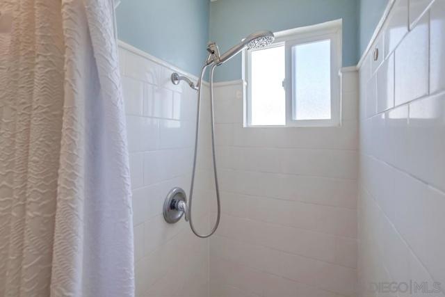 5068 Baxter, San Diego CA: https://media.crmls.org/mediaz/c78ad3d9-e2d1-4c24-a49a-0f47cf671ed5.jpg