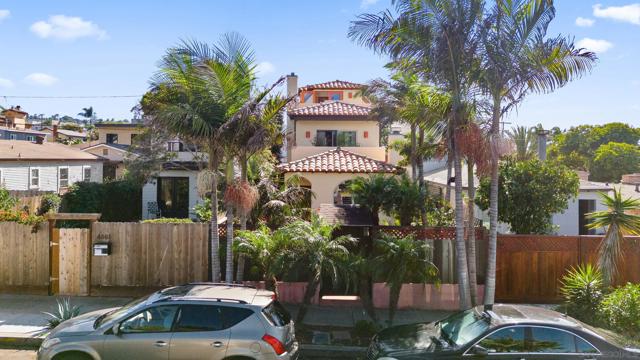 4685 Long Branch Ave, San Diego CA: https://media.crmls.org/mediaz/c78b6196-75cb-449e-8fc4-de8e56daddf0.jpg