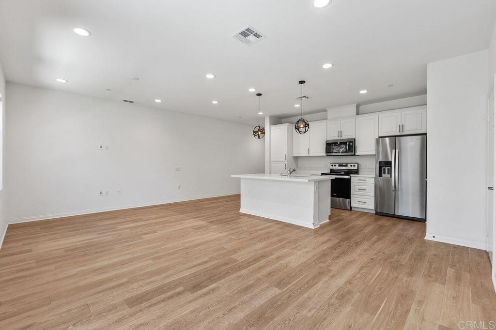 3171 Linwood St - photo 12
