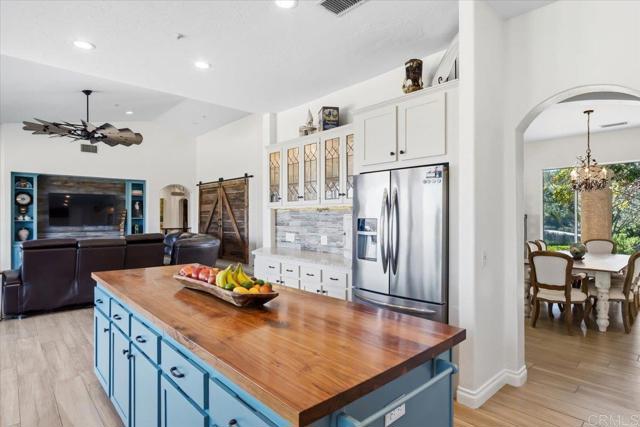 Detail Gallery Image 25 of 66 For 19270 Horizon View Dr., Ramona,  CA 92065 - 4 Beds | 4/2 Baths