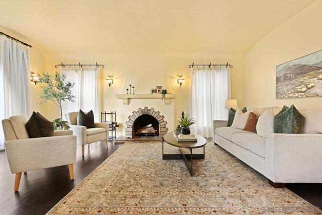 3322 Dumas St, San Diego CA: https://media.crmls.org/mediaz/c78c99bf-d04e-48bc-997b-3541f03c582d.jpg
