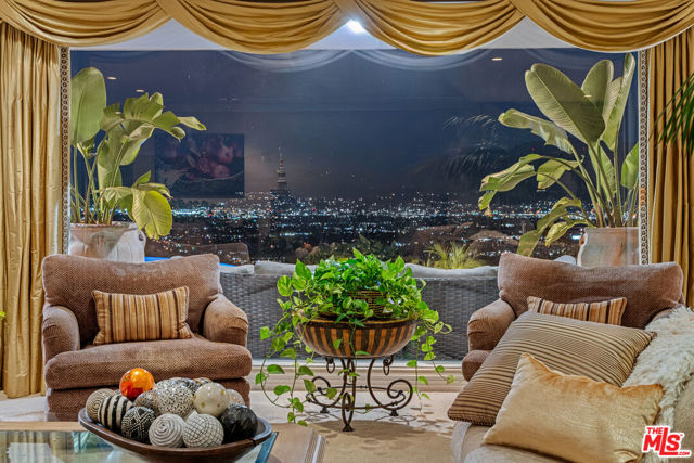 7833 Torreyson Drive, Los Angeles CA: https://media.crmls.org/mediaz/c78df279-112d-4fbb-b2a5-92cf1021344e.jpg