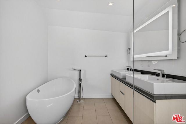 Drew Fenton | 17816 Porto Marina Way Pacific Palisades CA | MLS: 7418600