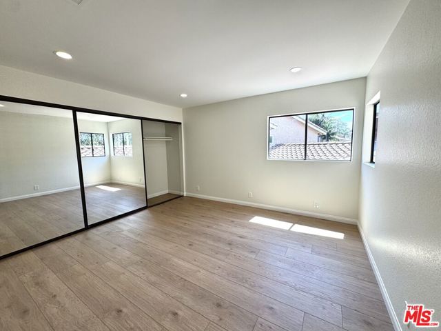 7756 Sailboat Circle, Huntington Beach CA: https://media.crmls.org/mediaz/c790354f-1c21-43d4-91a8-a7ddae962c36.jpg