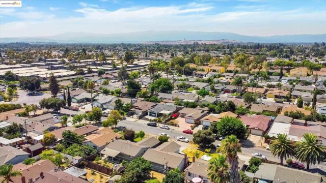 2040 Lanai Ave, San Jose CA: https://media.crmls.org/mediaz/c79039a2-222d-49ea-9047-1f451fc34a8b.jpg
