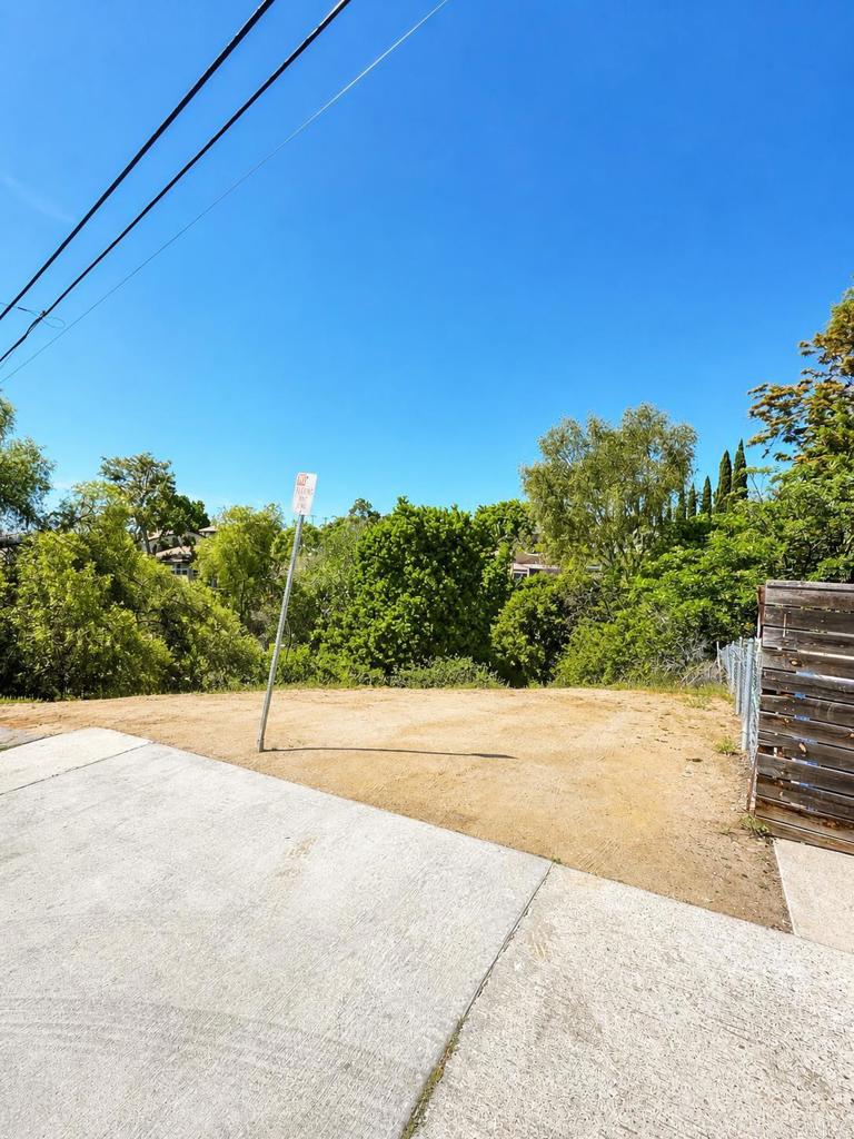 3211 Menlo - photo 17