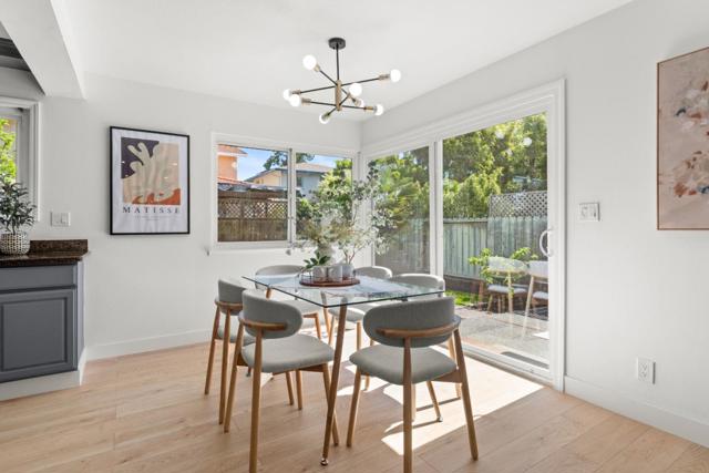 631 Spar Drive, Redwood City CA: https://media.crmls.org/mediaz/c7922686-680a-4eb4-9e31-e03151bbc4c4.jpg