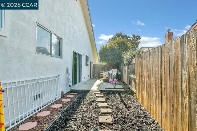 5218 5222 Norma Way, Livermore CA: https://media.crmls.org/mediaz/c79268d3-22a2-4e6b-9ddb-af911a576b67.jpg