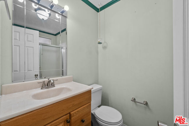 21317 Blue Curl Way, Canyon Country CA: https://media.crmls.org/mediaz/c79291c9-6016-4d5f-b4d1-e2229a33956f.jpg