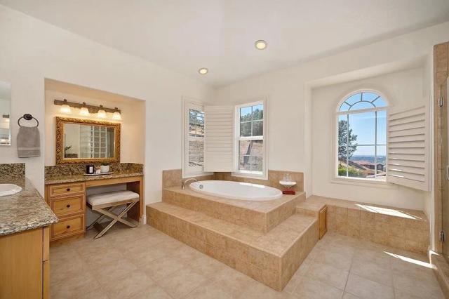 2791 Giorno Way, El Dorado Hills CA: https://media.crmls.org/mediaz/c792d696-f09b-42d6-a870-e622292f7233.jpg