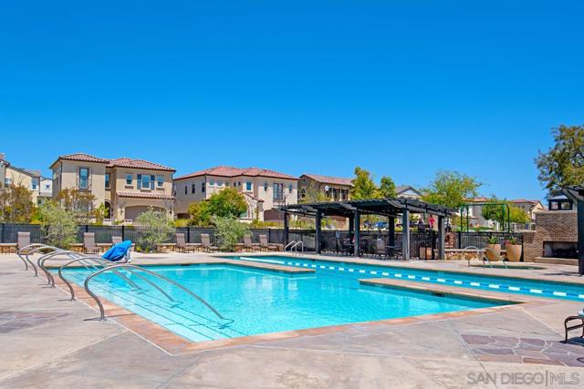 15501 Bristol Ridge Ter, San Diego CA: https://media.crmls.org/mediaz/c7938690-2d34-43c5-b992-af6750e2446b.jpg