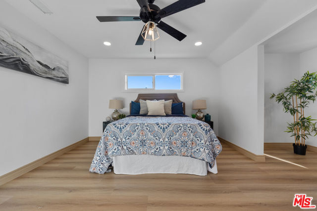 1722 E Turmont Street, Carson CA: https://media.crmls.org/mediaz/c79527e0-29d0-4358-8ae0-c21d60b68885.jpg