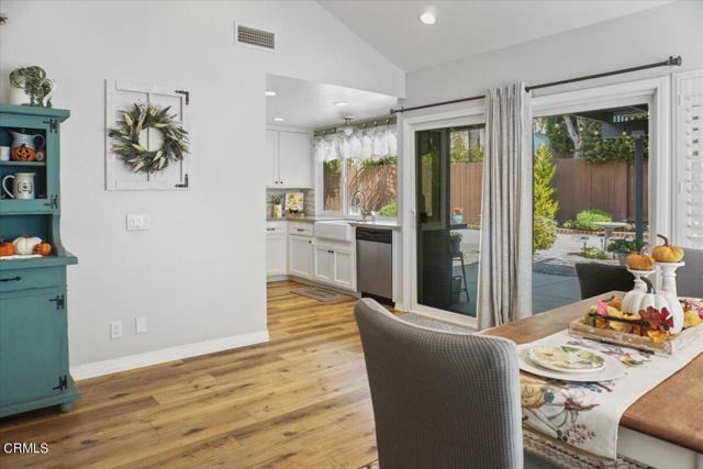 Detail Gallery Image 9 of 44 For 472 Madreselva Ct, Camarillo,  CA 93012 - 4 Beds | 2 Baths