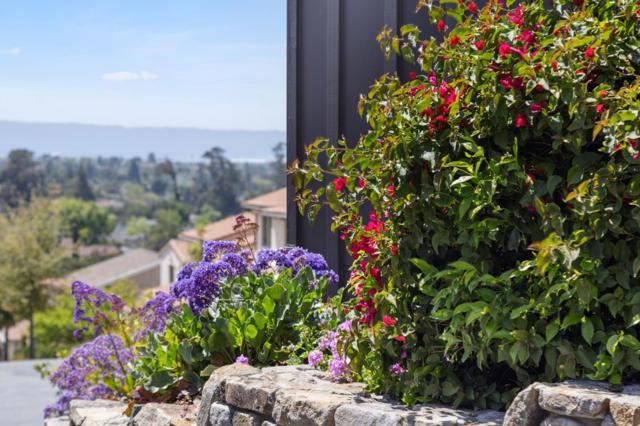 288 Campina Court, Fremont CA: https://media.crmls.org/mediaz/c79892a8-0ae1-4ea3-9ca5-51625e4c8700.jpg